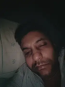 Snapshot of Sumeet25 chatting on July 10, 1:10 am Sumeet25 online show from July 10, 1:10 am