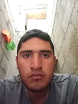 Snapshot of Monche1909 chatting on December 11, 12:44 am Monche1909 online show from December 11, 12:44 am