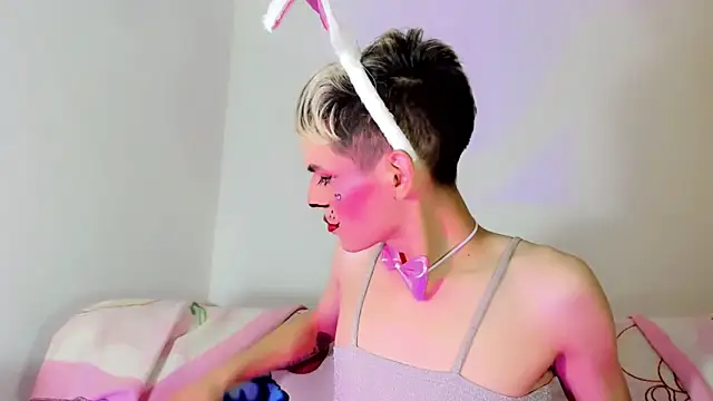 TatiGil online show from October 15, 4:01 am