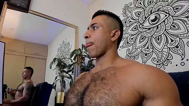 aaroncolombia online show from October 6, 11:07 am