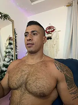 aaroncolombia online show from December 21, 10:33 am