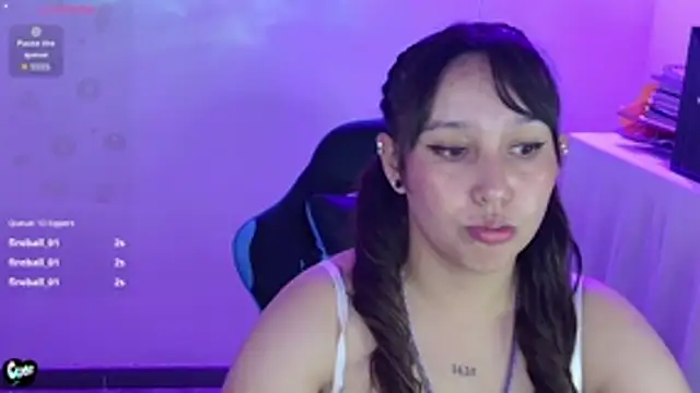 Skarlet Adams28 online show from July 15, 10:48 pm