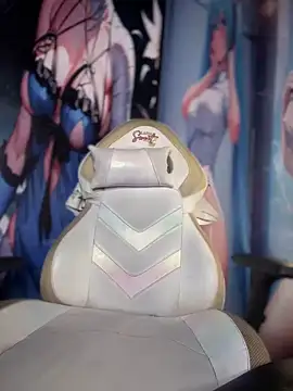 Thyana LS online show from February 18, 1:55 pm