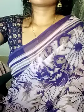 Snapshot of telugu99ramya chatting on January 23, 6:17 am telugu99ramya online show from January 23, 6:17 am