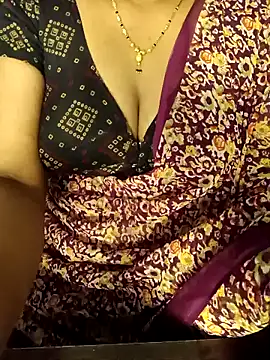 Snapshot of telugu99ramya chatting on January 24, 6:24 am telugu99ramya online show from January 24, 6:24 am