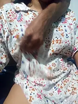 Snapshot of hotbaby_5 chatting on October 10, 3:33 pm hotbaby 5 online show from October 10, 3:33 pm