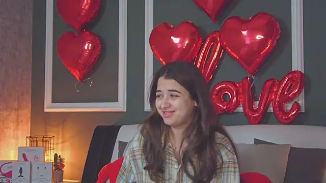 CharleneWoods online show from February 4, 3:57 pm
