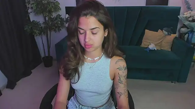 CharleneWoods online show from September 20, 2:18 pm