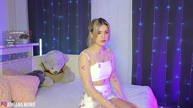 adrianawow1 online show from February 3, 9:29 pm