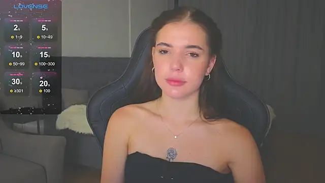 adrianawow1 online show from September 29, 9:52 pm