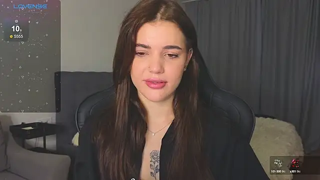 adrianawow1 online show from October 12, 2:54 am