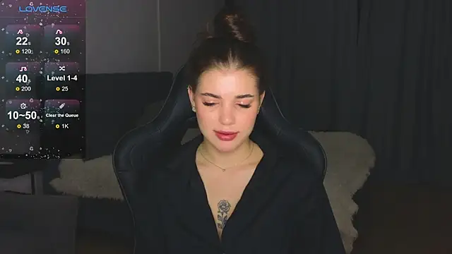 adrianawow1 online show from November 19, 2:11 am