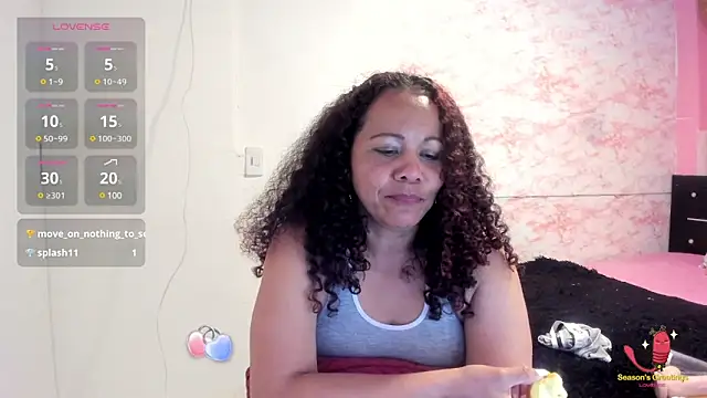 Snapshot of Brunette_sasha chatting on March 19, 1:43 am Brunette sasha online show from March 19, 1:43 am