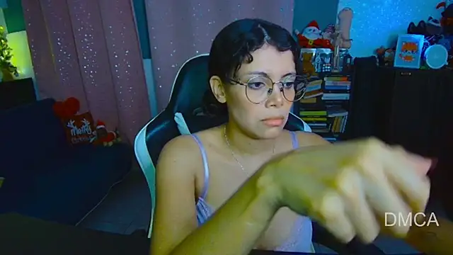 Drea Foox online show from December 22, 3:25 am