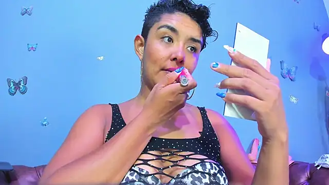 Kaira mosse online show from October 4, 10:35 am