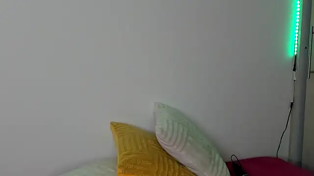 AnneteLynch online show from February 17, 5:21 pm