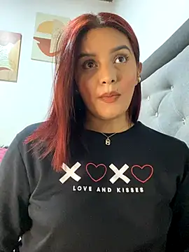 Snapshot of Melanyprada chatting on October 16, 5:08 am Melanyprada online show from October 16, 5:08 am