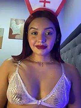 Snapshot of Melanyprada chatting on October 25, 3:03 am Melanyprada online show from October 25, 3:03 am