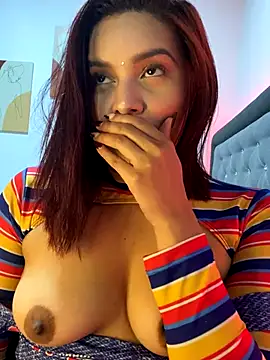 Snapshot of Melanyprada chatting on October 30, 4:14 am Melanyprada online show from October 30, 4:14 am