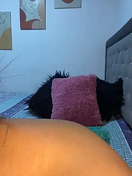 Snapshot of Melanyprada chatting on December 3, 3:58 am Melanyprada online show from December 3, 3:58 am