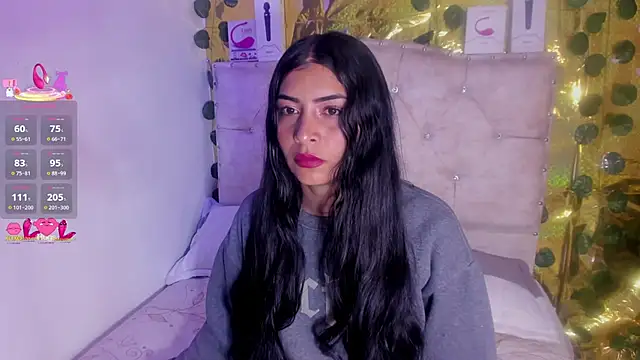 Snapshot of cristalconnorr chatting on May 4, 2:13 pm cristalconnorr online show from May 4, 2:13 pm