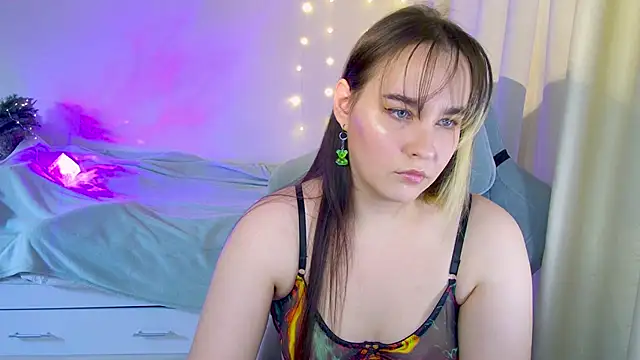 Snapshot of Rosie_Nana chatting on January 22, 5:28 pm Rosie Nana online show from January 22, 5:28 pm