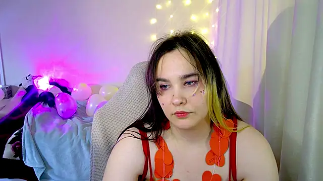 Snapshot of Rosie_Nana chatting on February 14, 7:12 pm Rosie Nana online show from February 14, 7:12 pm