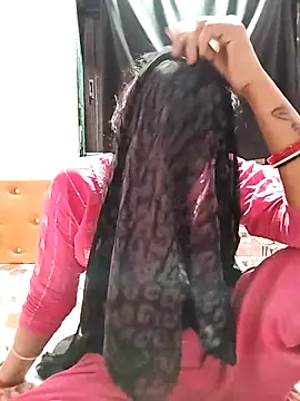 Shivani Mumbai85 online show from March 6, 3:35 pm