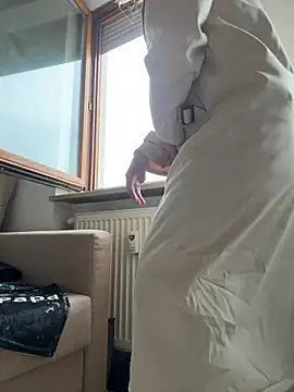 Snapshot of See_my_Boobs_ chatting on November 30, 12:31 pm See my Boobs online show from November 30, 12:31 pm