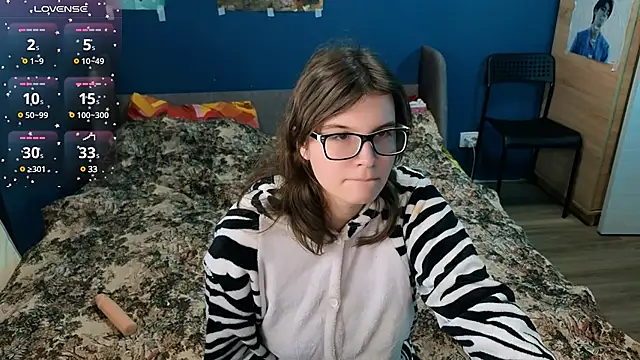 Ruyjin Choi online show from December 4, 12:47 pm