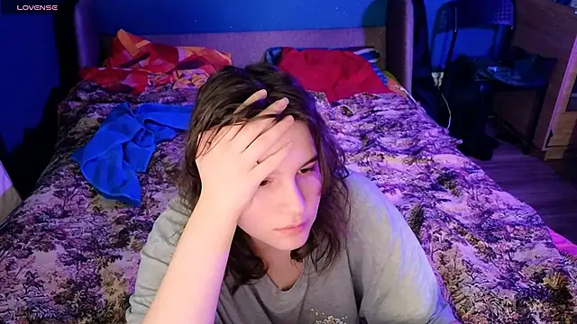 Ruyjin Choi online show from December 24, 4:19 pm