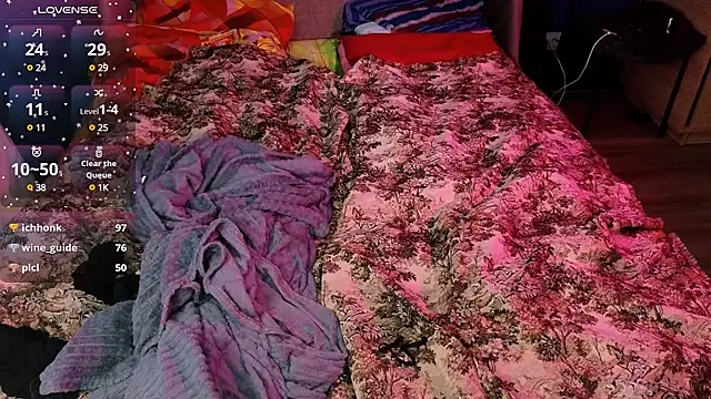 Ruyjin Choi online show from December 25, 10:48 pm