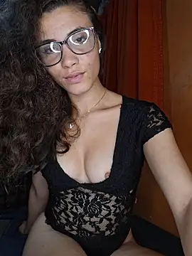 HelenHoltz online show from June 28, 2:28 am