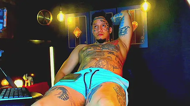 Snapshot of daimond_hope666 chatting on November 18, 8:35 pm daimond hope666 online show from November 18, 8:35 pm