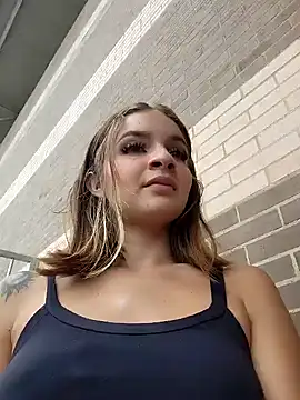 Snapshot of Alicia_barbie chatting on January 28, 3:35 pm Alicia barbie online show from January 28, 3:35 pm