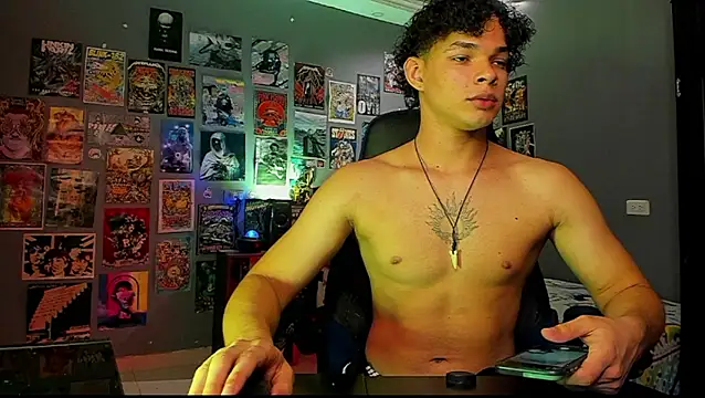 soy ian  online show from December 2, 8:33 pm