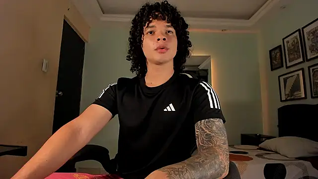 soy ian  online show from July 23, 12:57 am