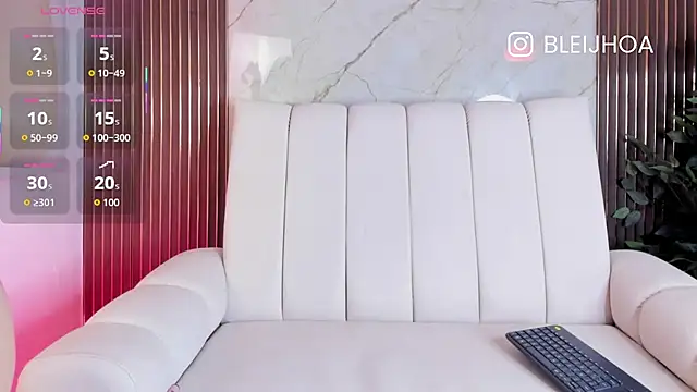 kenayfox online show from February 21, 2:34 am