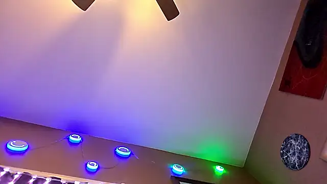 Highfrog1 online show from February 3, 8:08 am