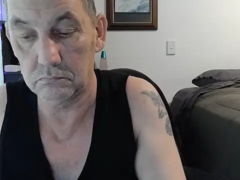 ChunkyMonkey007 online show from December 25, 9:54 pm