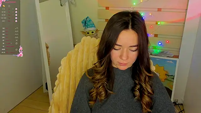 Snapshot of Bella_XO chatting on December 25, 11:11 am Bella XO online show from December 25, 11:11 am