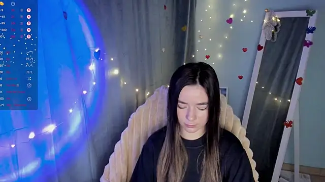 Snapshot of Bella_XO chatting on March 4, 10:24 am Bella XO online show from March 4, 10:24 am