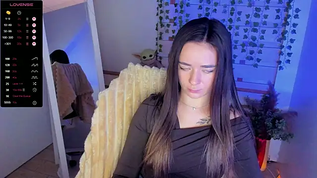 Snapshot of Bella_XO chatting on September 28, 7:03 am Bella XO online show from September 28, 7:03 am