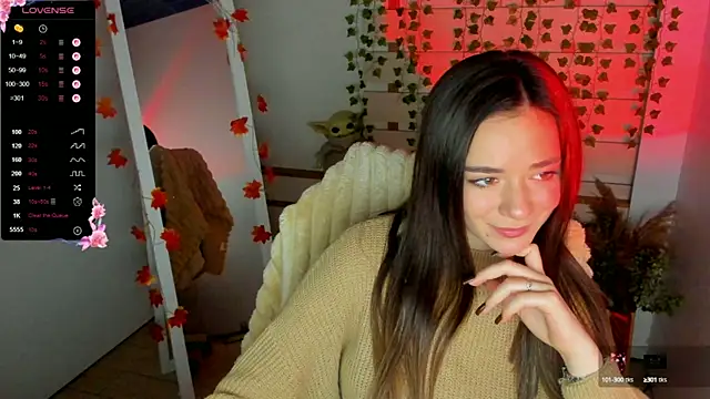 Snapshot of Bella_XO chatting on October 2, 8:10 am Bella XO online show from October 2, 8:10 am