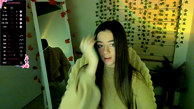 Snapshot of Bella_XO chatting on October 4, 3:26 am Bella XO online show from October 4, 3:26 am