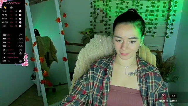 Snapshot of Bella_XO chatting on October 13, 7:08 am Bella XO online show from October 13, 7:08 am