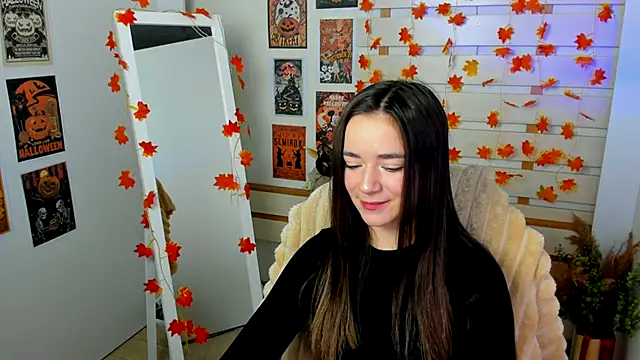 Snapshot of Bella_XO chatting on October 17, 6:49 am Bella XO online show from October 17, 6:49 am