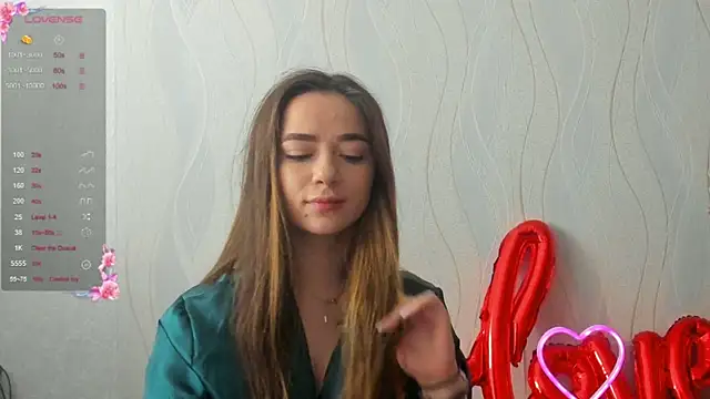 Bella XO online show from May 29, 8:45 am