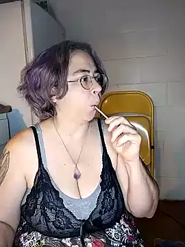 GraceHenderson online show from December 12, 12:59 am