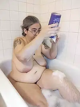 GraceHenderson online show from January 19, 6:00 pm